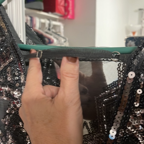 Sparkly Shimmer Dress - Picture 6 of 8